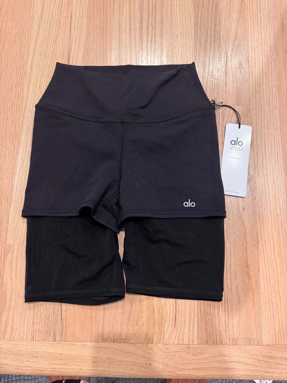 Alo Yoga High-Waist Lavish Short NWT Black | Size S Pilates Princess Must-Have